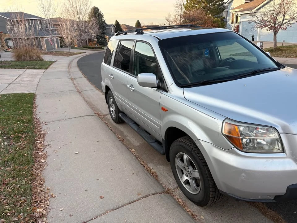 2007 Honda Pilot 1st Gen - Image 3 of 16