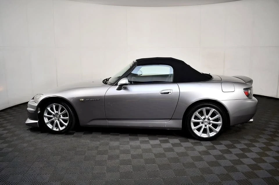 2007 Honda AP2 S2000 - Image 19 of 20