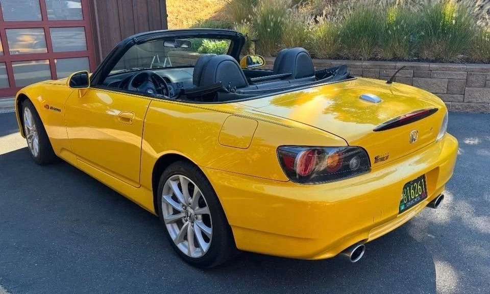 2007 Honda AP2 S2000 - Image 2 of 12