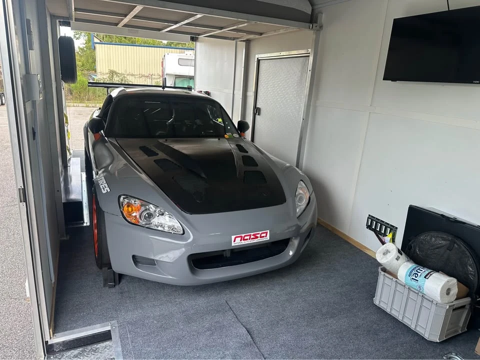 2007 Honda AP2 S2000 - Image 2 of 6