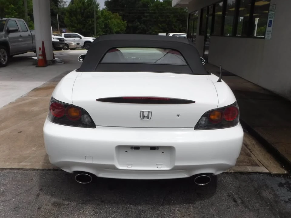 2007 Honda AP2 S2000 - Image 2 of 10