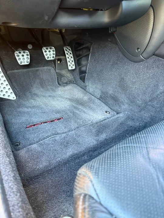 2007 Honda AP2 S2000 - Image 18 of 20