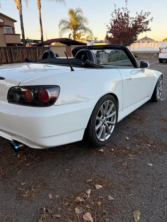 2007 Honda AP2 S2000 - Image 4 of 12