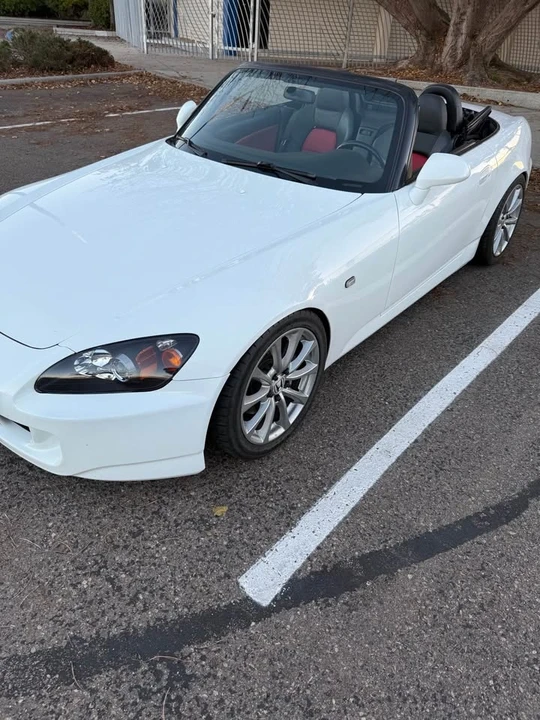 2007 Honda AP2 S2000 - Image 2 of 12