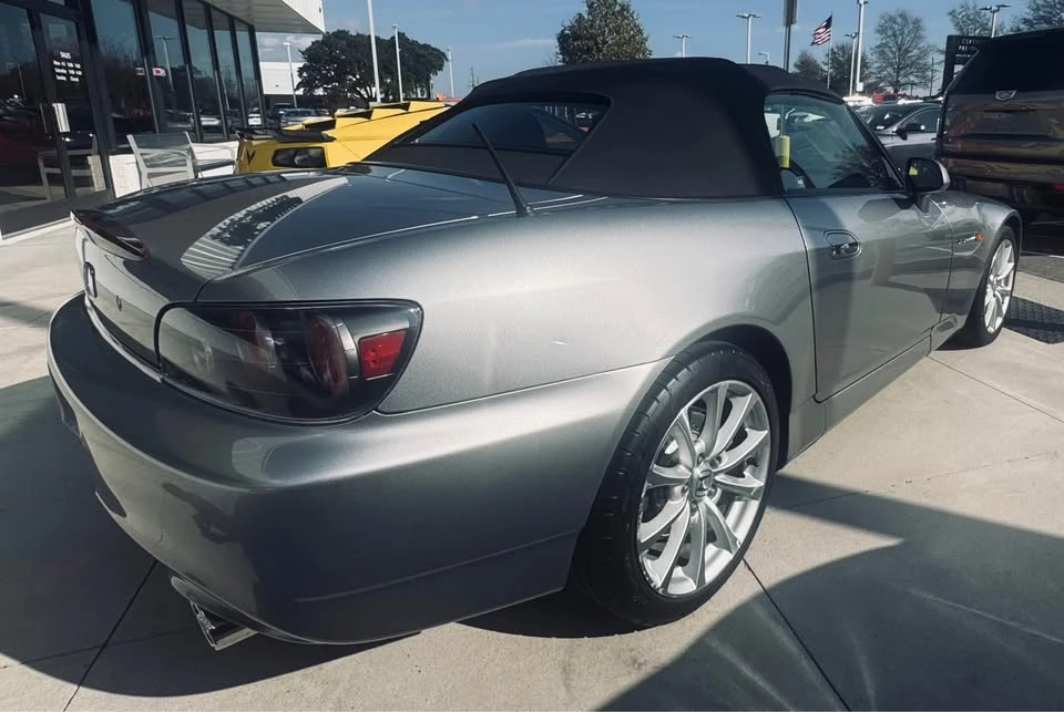 2007 Honda AP2 S2000 - Image 2 of 5
