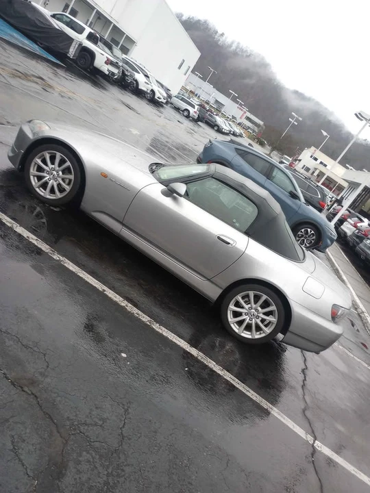 2007 Honda AP2 S2000 - Image 2 of 5