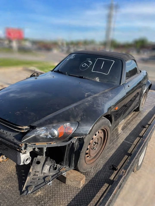 2007 Honda AP2 S2000 - Image 2 of 13