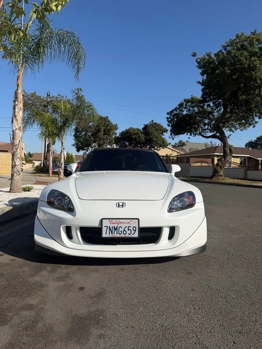 2007 Honda AP2 S2000 - Image 2 of 19