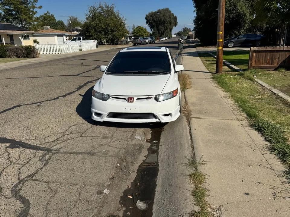 2007 Honda Civic Si 8th Gen - Image 2 of 4