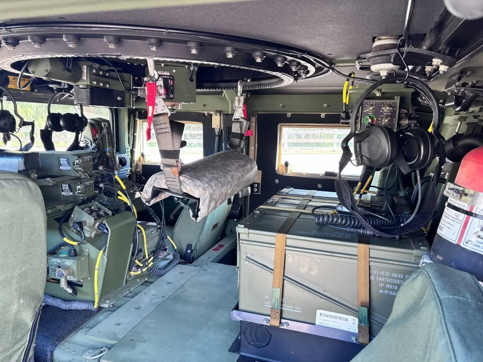 2007 Hummer HMMWV - Image 17 of 18
