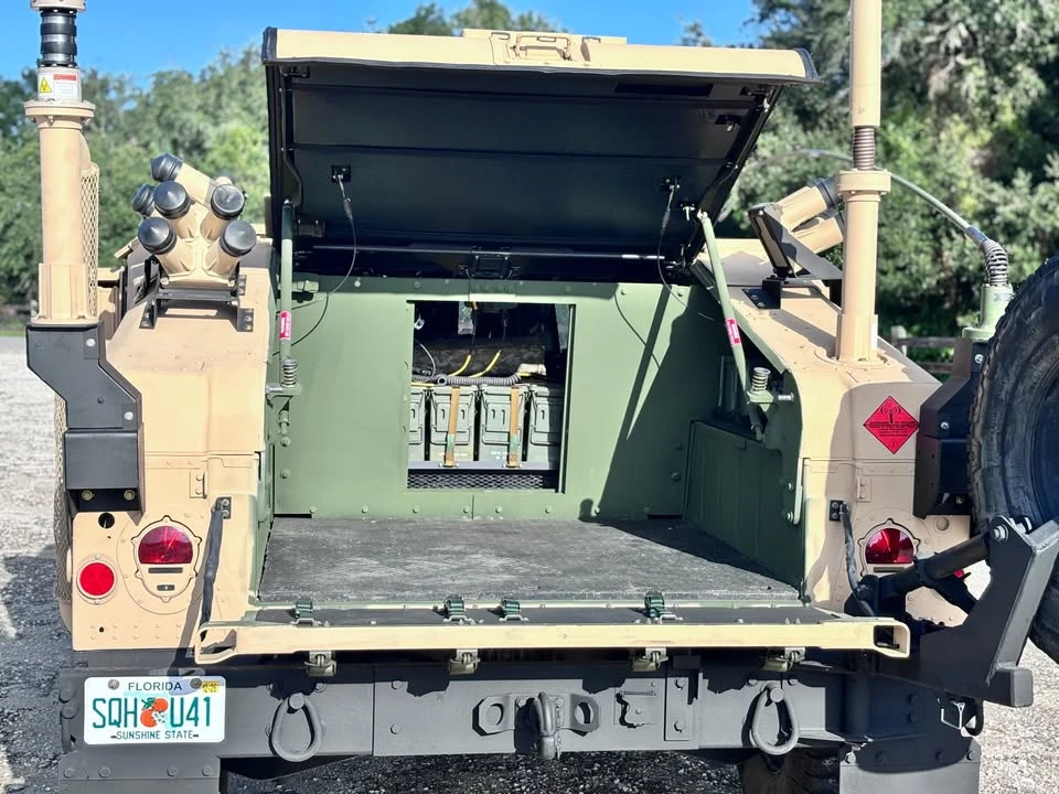 2007 Hummer HMMWV - Image 15 of 18