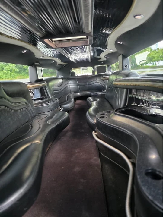 2007 Hummer Hummer H2 - Image 15 of 17