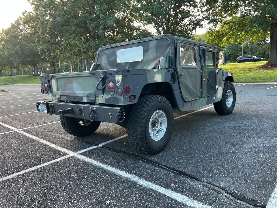 2007 Hummer HMMWV - Image 2 of 15