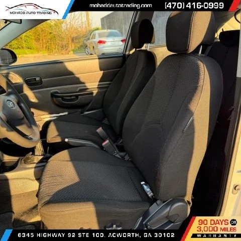 2007 Hyundai Accent - Image 7 of 13