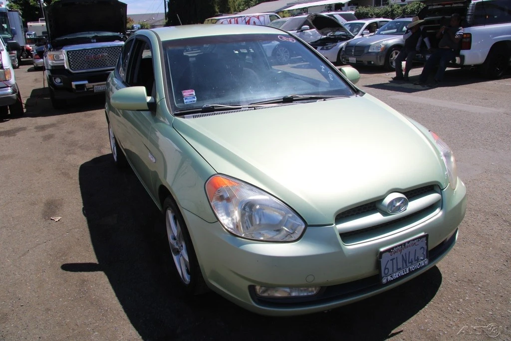 2007 Hyundai Accent - Image 10 of 21