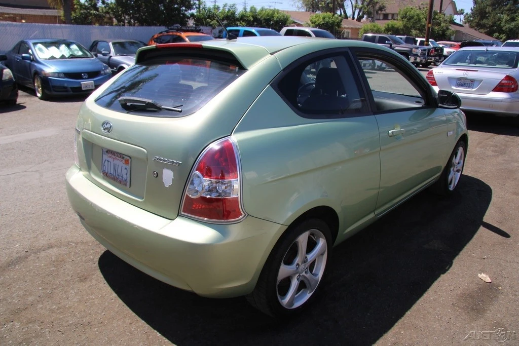 2007 Hyundai Accent - Image 7 of 21