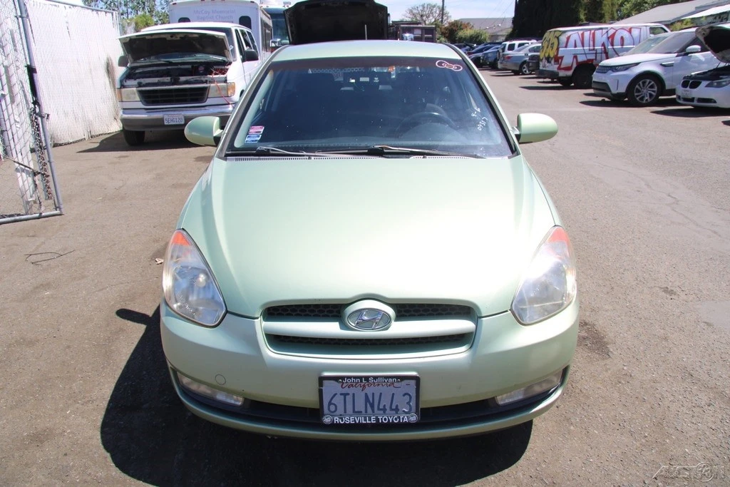 2007 Hyundai Accent - Image 11 of 21