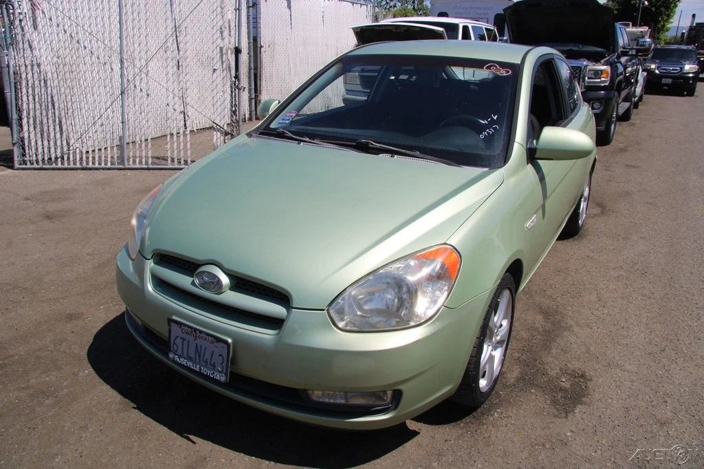 2007 Hyundai Accent - Image 2 of 21