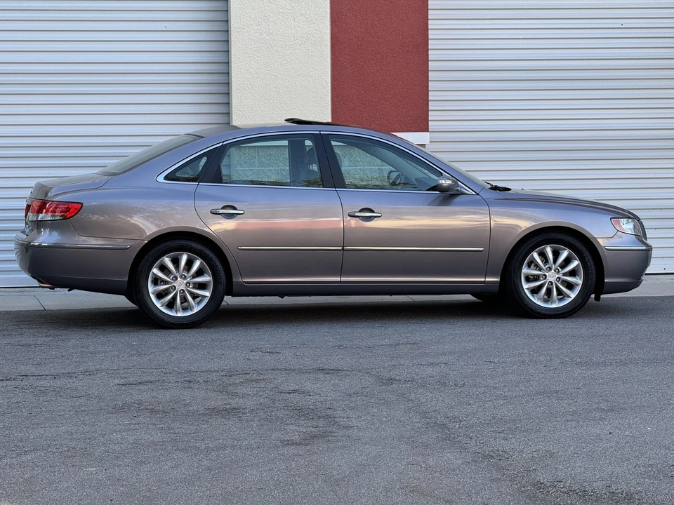 2007 Hyundai Azera - Image 13 of 31