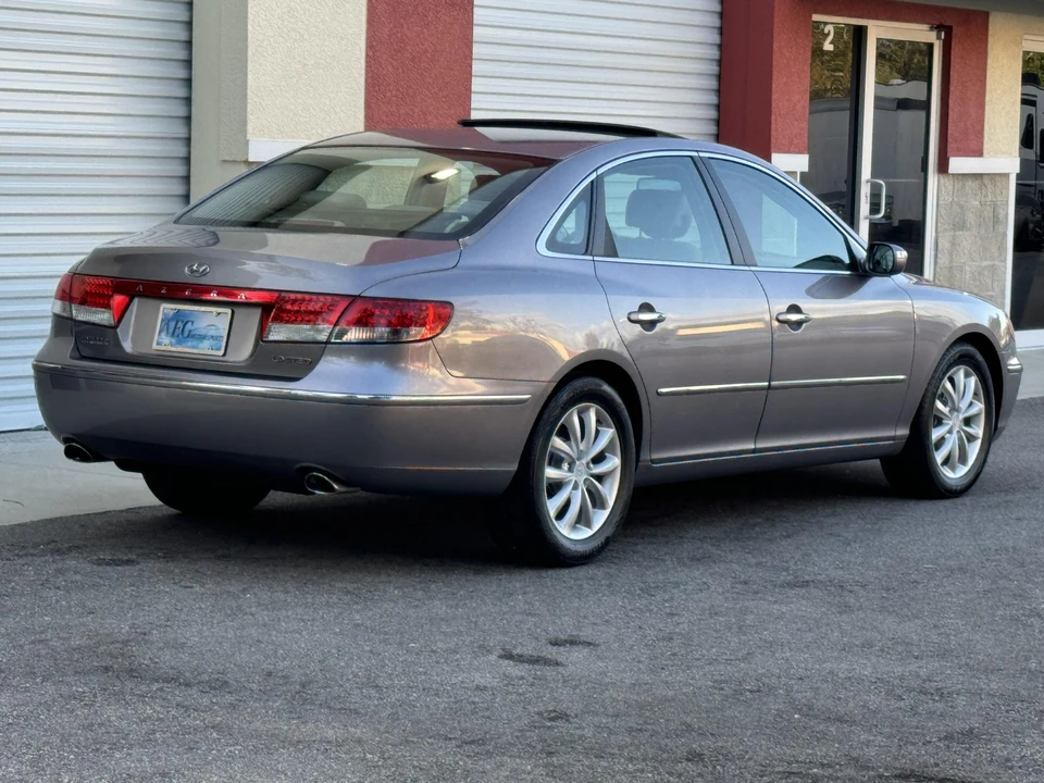 2007 Hyundai Azera - Image 22 of 31