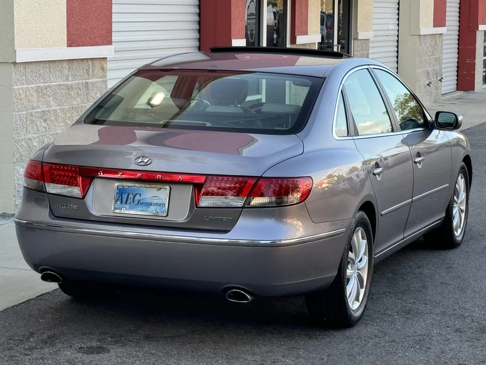 2007 Hyundai Azera - Image 25 of 31