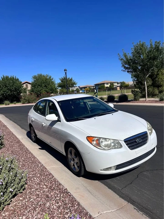 2007 Hyundai Elantra - Image 4 of 8