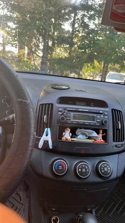 2007 Hyundai Elantra - Image 8 of 9