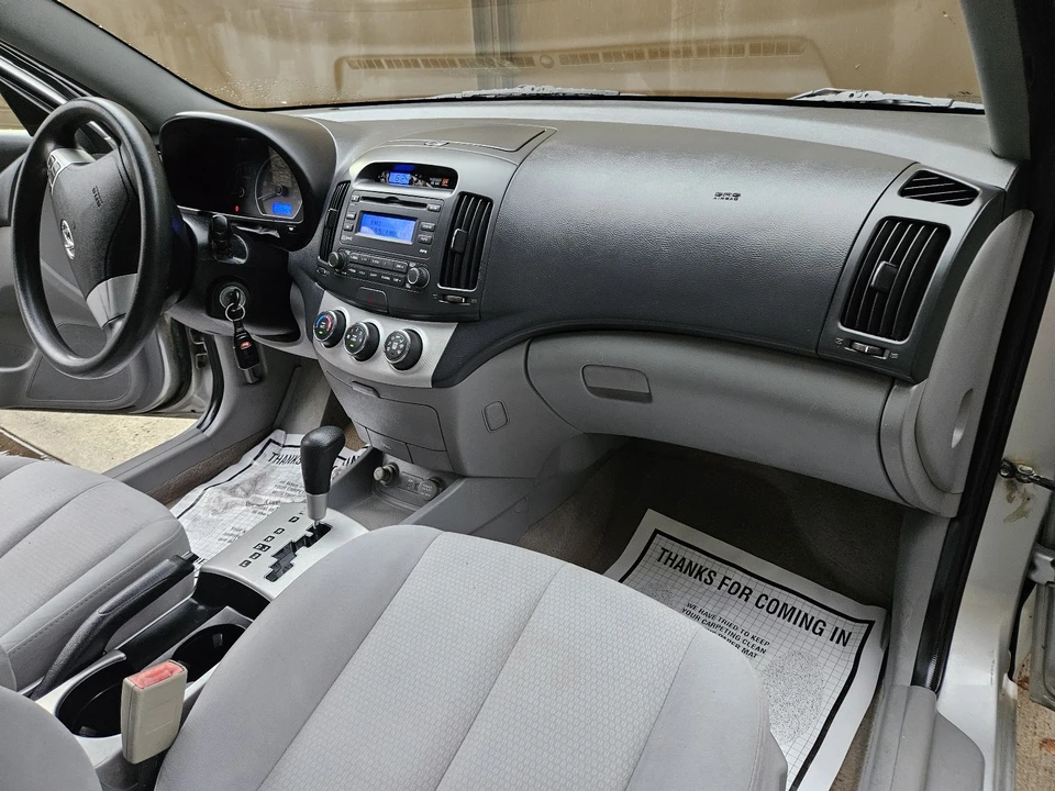 2007 Hyundai Elantra - Image 17 of 19