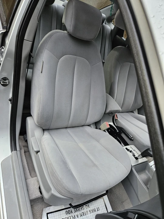 2007 Hyundai Elantra - Image 11 of 19