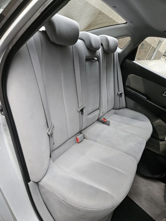 2007 Hyundai Elantra - Image 12 of 19
