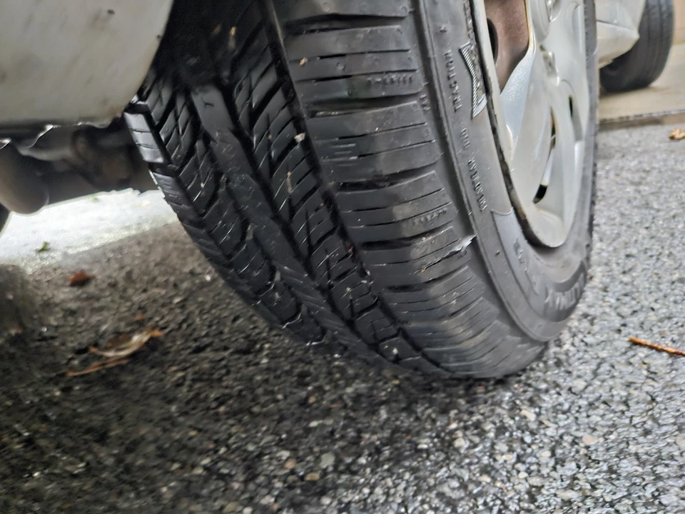 2007 Hyundai Elantra - Image 16 of 19