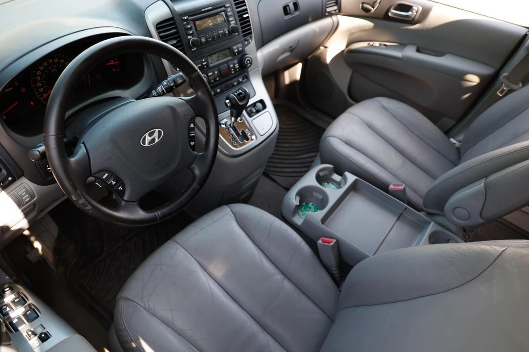 2007 Hyundai - Image 4 of 12