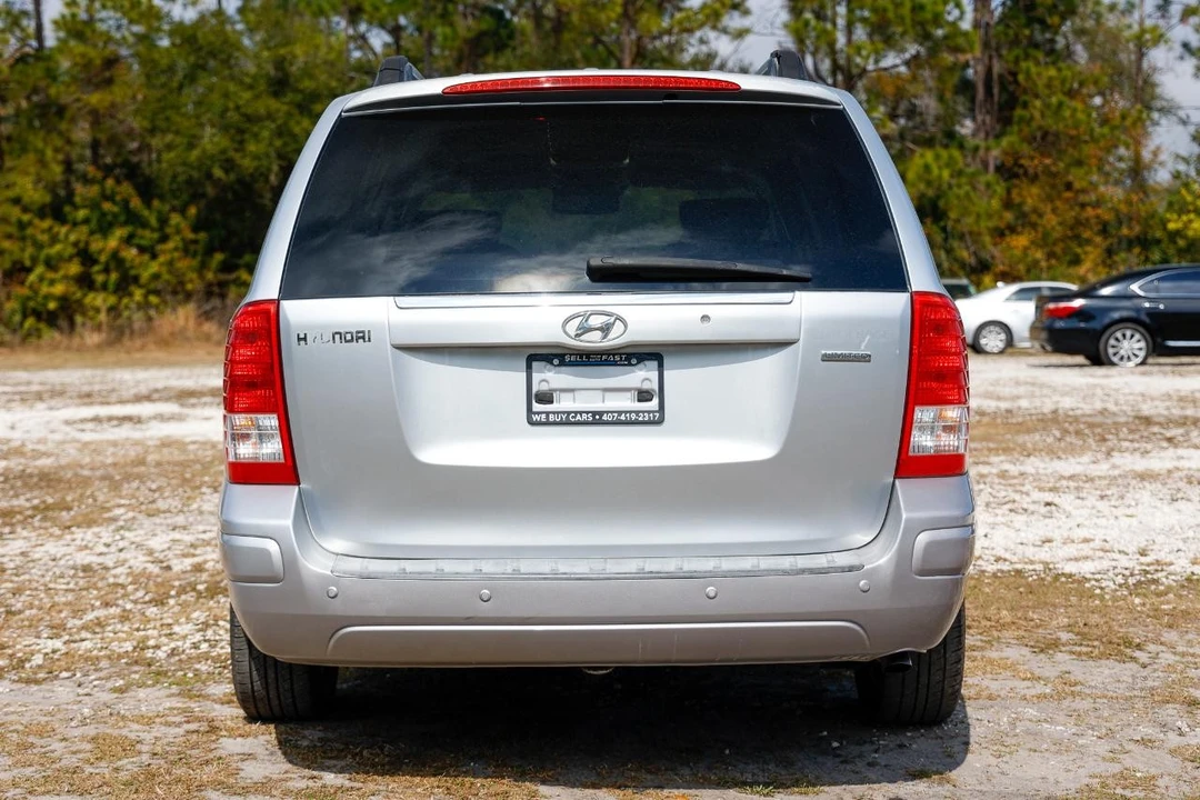2007 Hyundai - Image 9 of 12