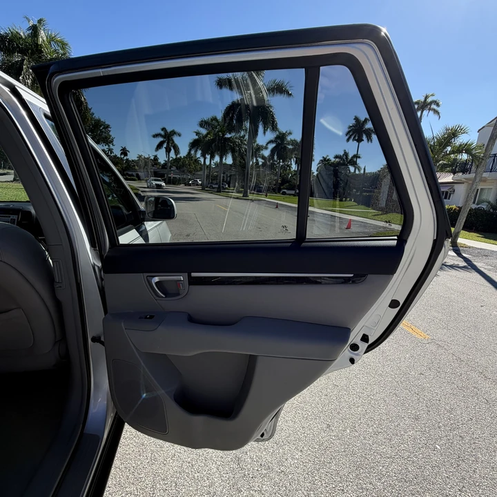 2007 Hyundai Santa Fe - Image 17 of 21