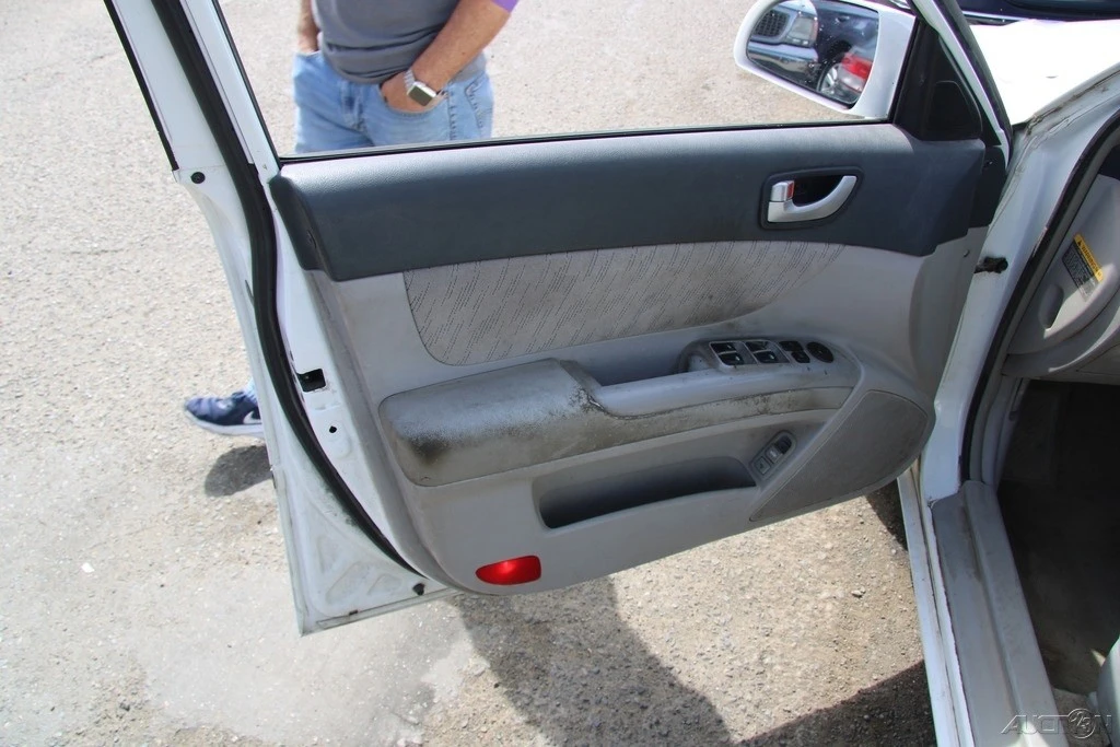 2007 Hyundai Sonata - Image 14 of 21