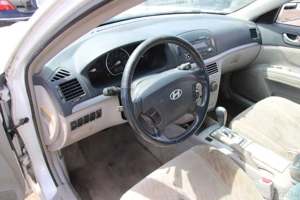 2007 Hyundai Sonata - Image 16 of 21