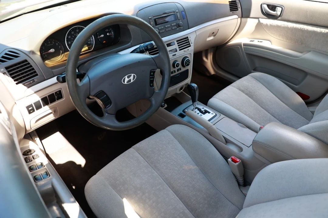 2007 Hyundai Sonata - Image 4 of 12
