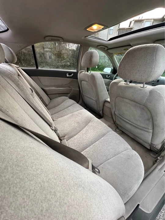 2007 Hyundai Sonata - Image 8 of 17