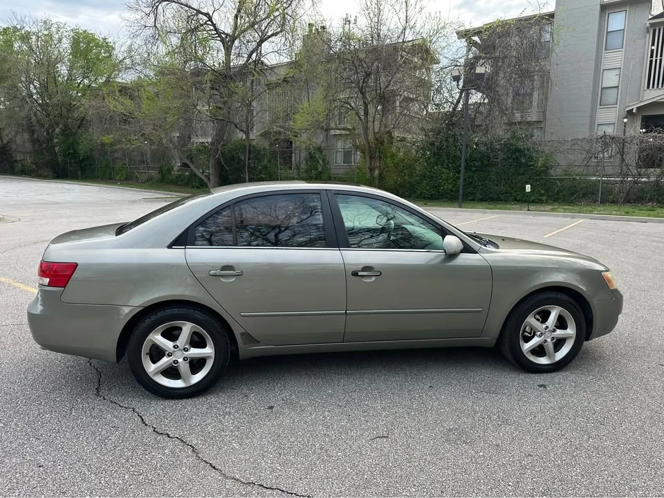 2007 Hyundai Sonata - Image 6 of 17