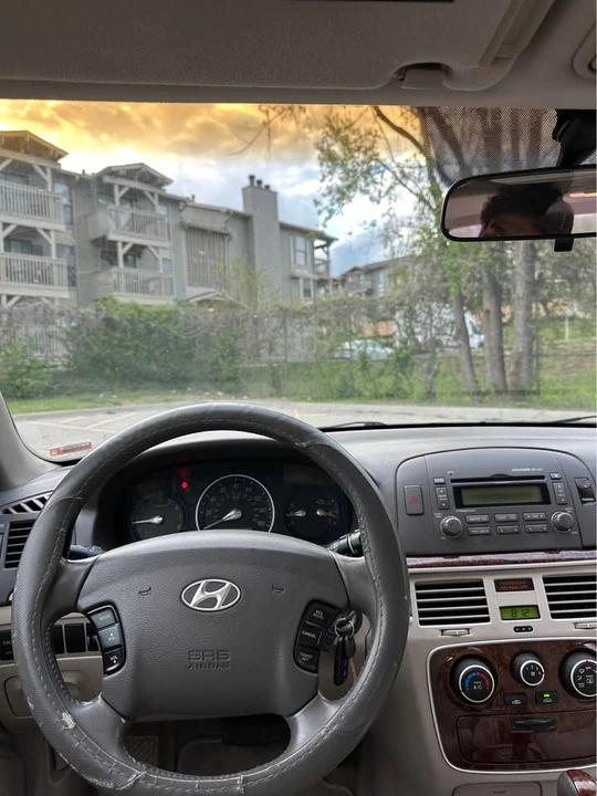 2007 Hyundai Sonata - Image 14 of 17