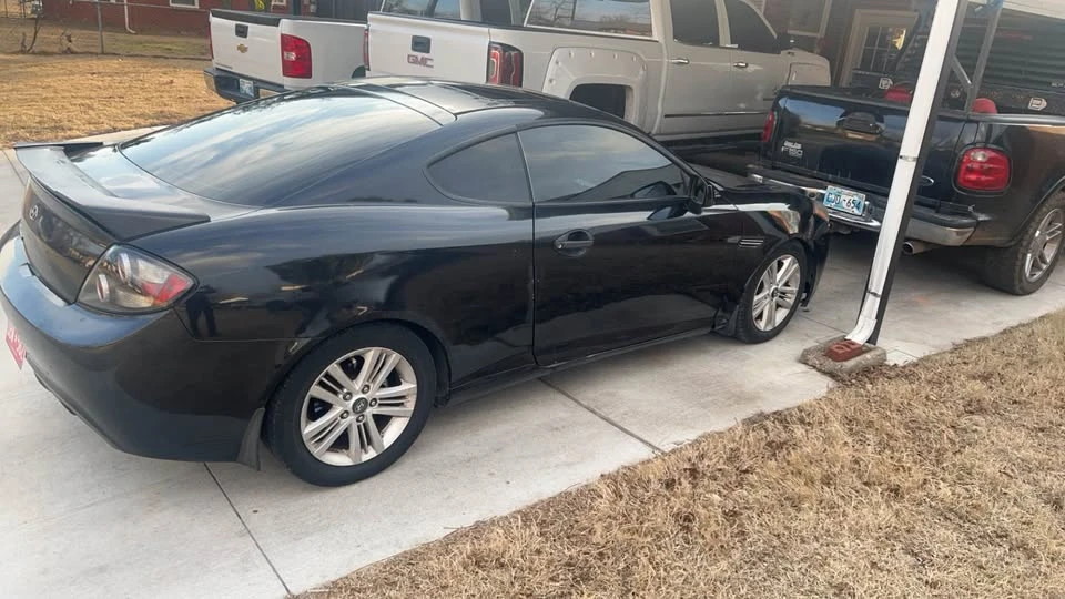 2007 Hyundai Tiburon - Image 4 of 9