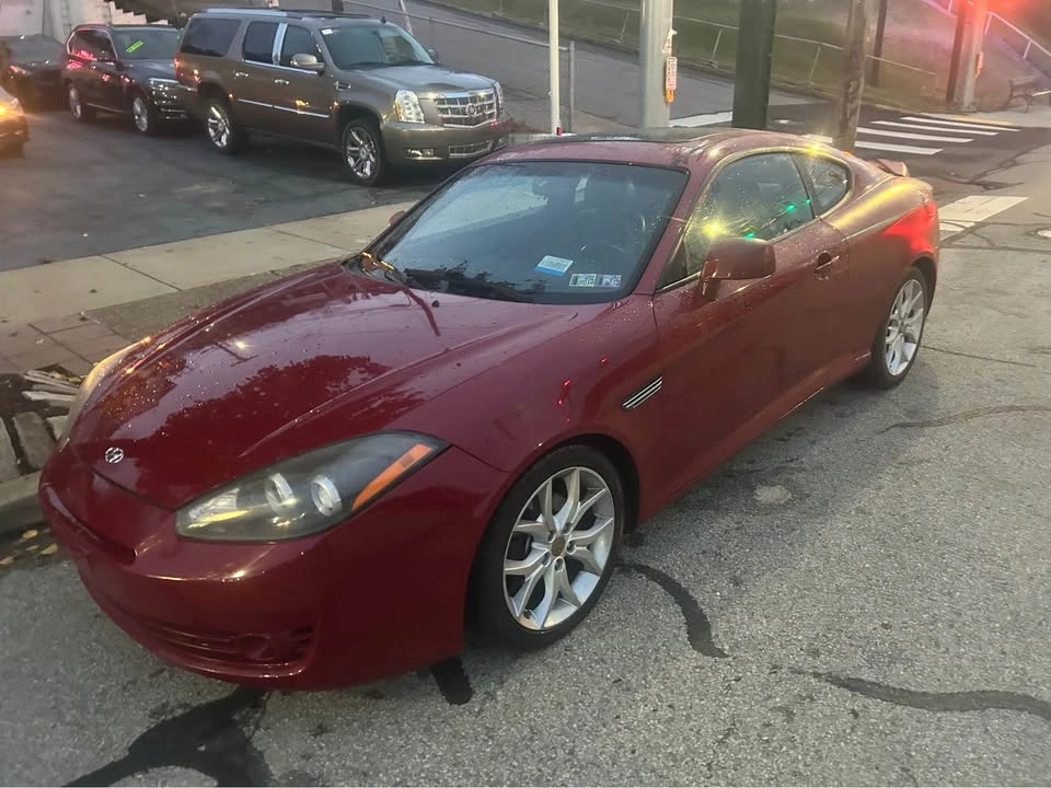 2007 Hyundai Tiburon - Image 2 of 15