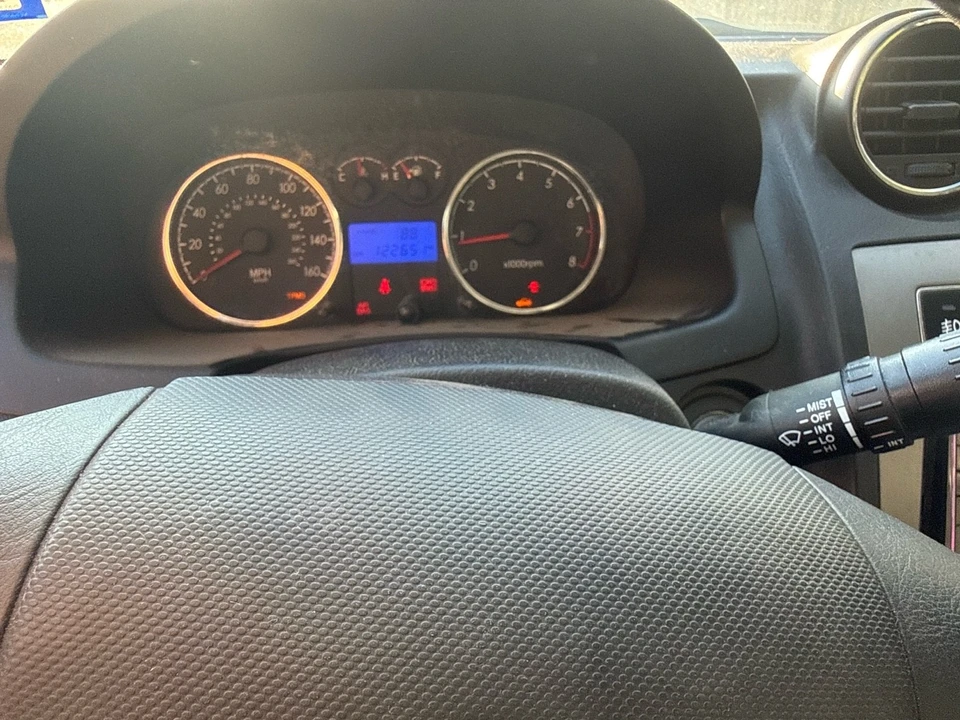 2007 Hyundai Tiburon - Image 6 of 8