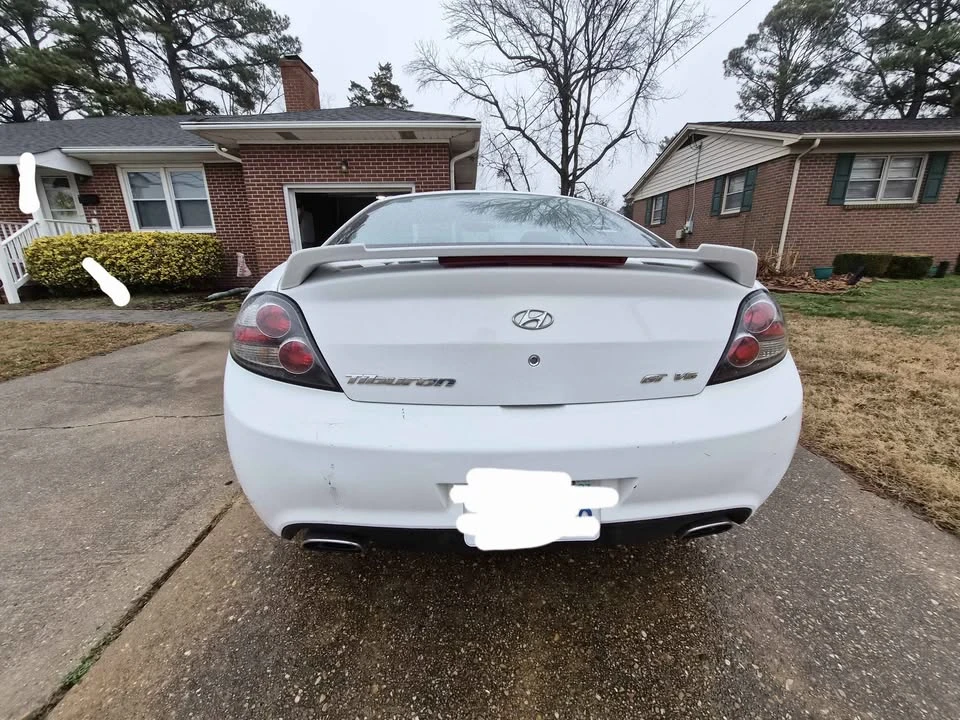 2007 Hyundai Tiburon - Image 4 of 18