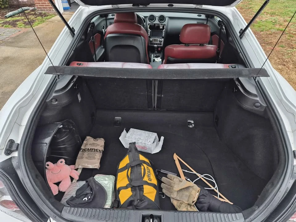 2007 Hyundai Tiburon - Image 10 of 18