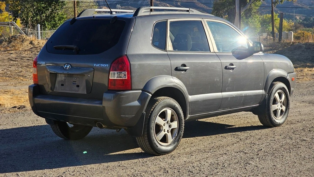 2007 Hyundai Tucson - Image 7 of 21