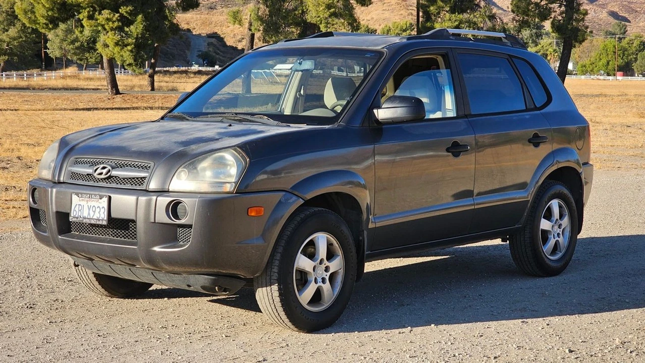 2007 Hyundai Tucson - Image 2 of 21