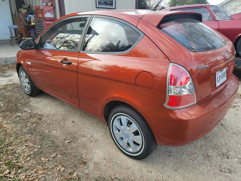 2007 Hyundai Accent - Image 3 of 10