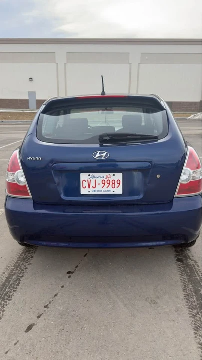 2007 Hyundai Accent - Image 7 of 10