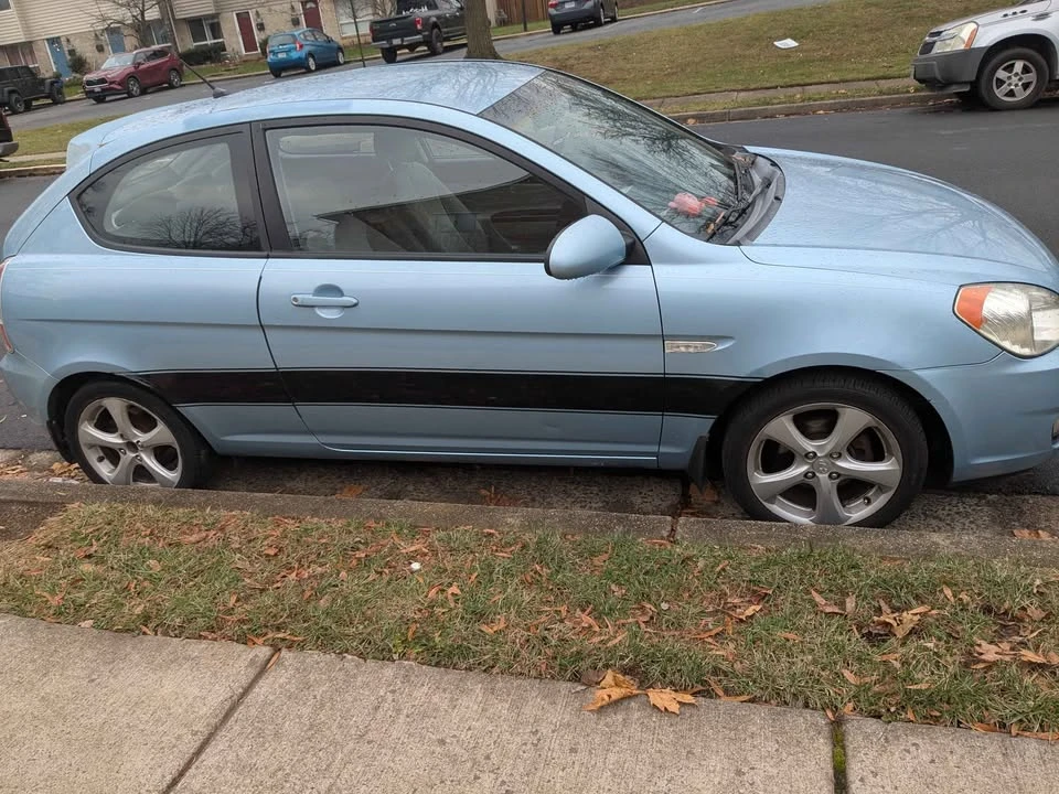 2007 Hyundai Accent - Image 3 of 5